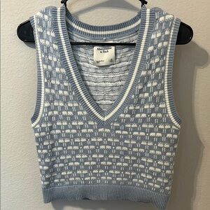 100% cotton Abercrombie & Fitch V-neck sweater vest